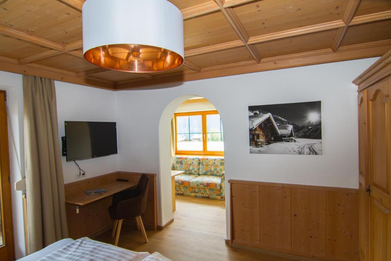 Haus Am Sonnenhang Finkenberg Extérieur photo